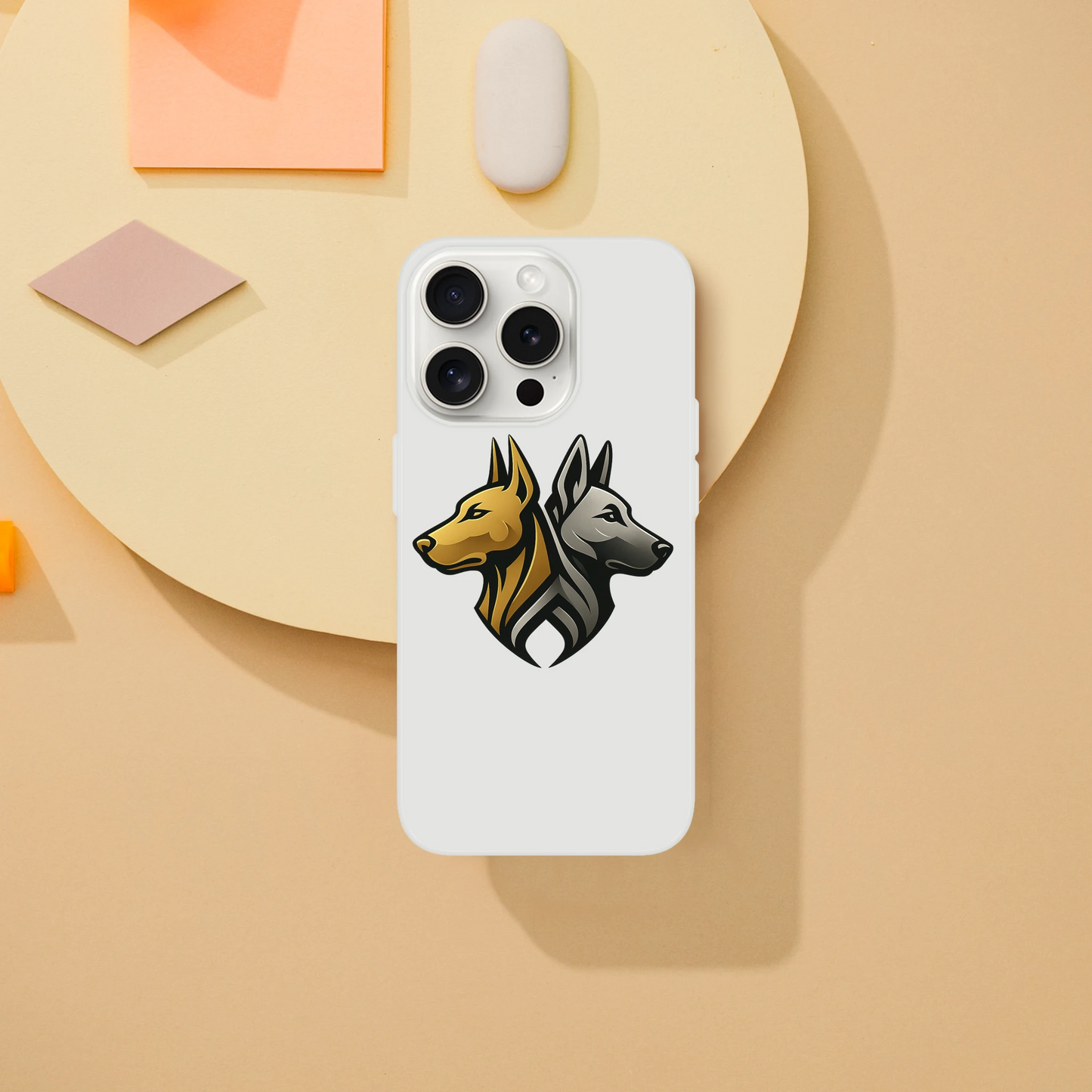 Coque transparente pour Iphone avec logo de la marque MolossDesign