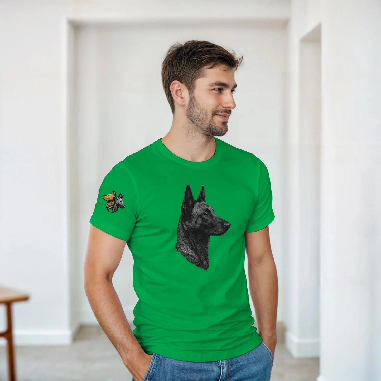 T-shirt adulte unisexe épais ras du cou vert tête profil Malinois argentée