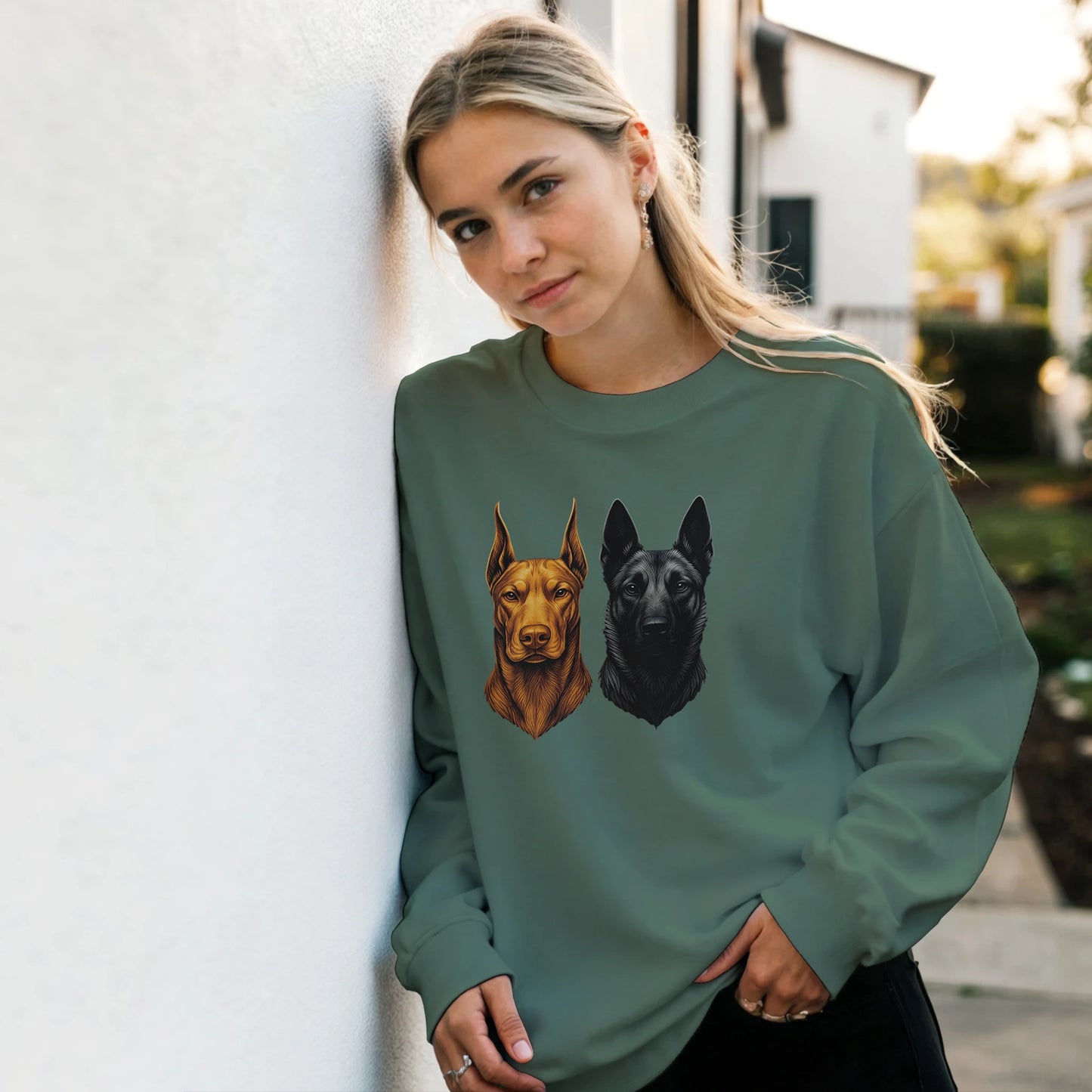 Sweat-shirt adulte unisexe classique ras du cou vert tête Dobermann+Malinois