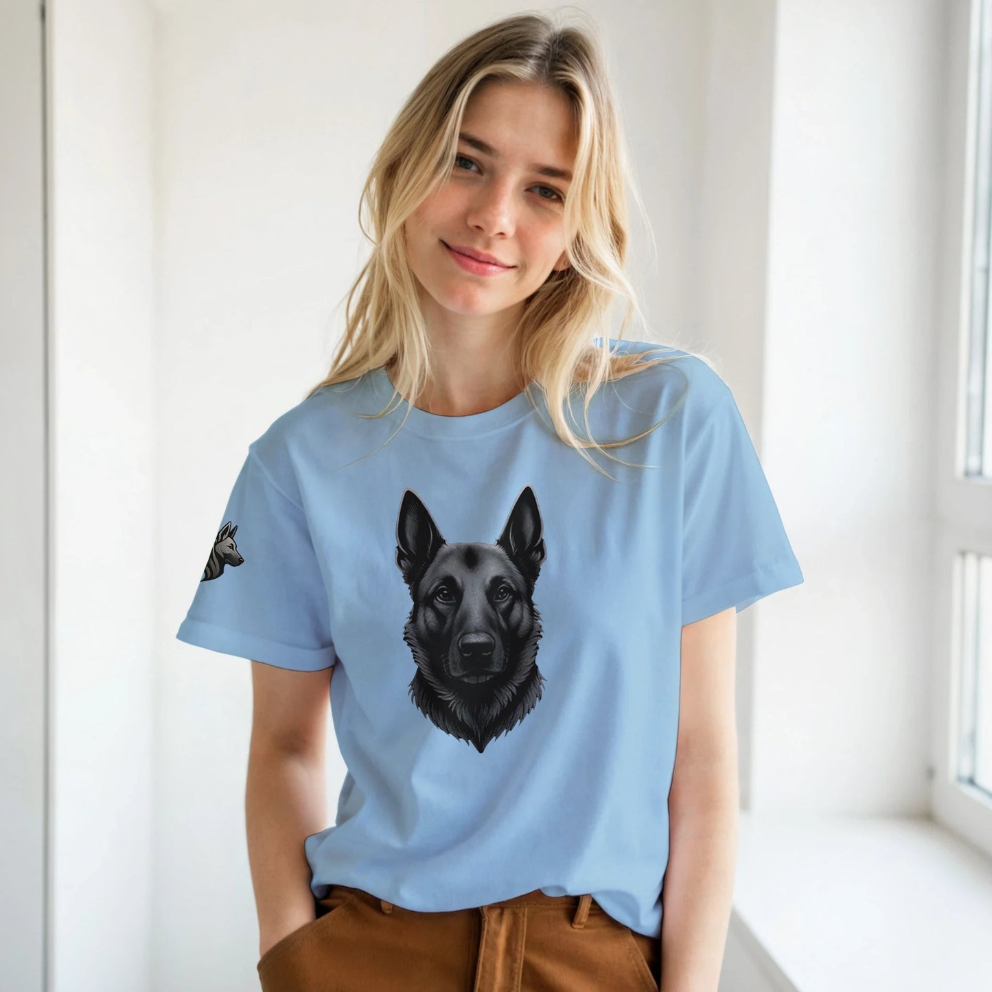 T-shirt adulte unisexe classique ras du cou bleu tête Malinois argenté