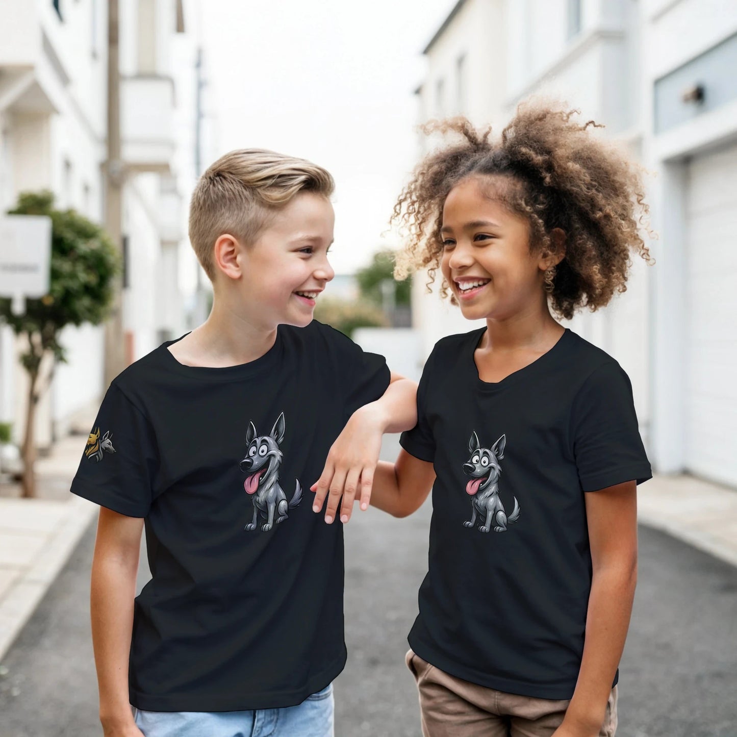 Marque MolossDesign | T-shirt enfant classique ras du cou Malinois humour1 avec logo sur manche droite MolossDesign