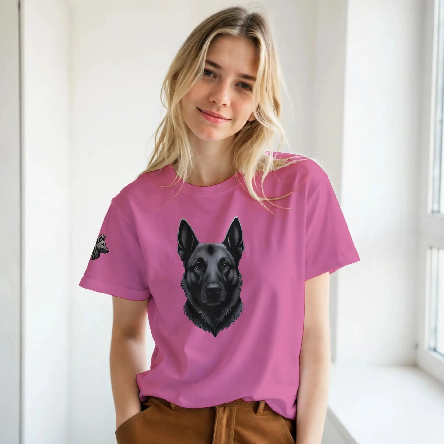 T-shirt adulte unisexe classique ras du cou rose tête Malinois argenté