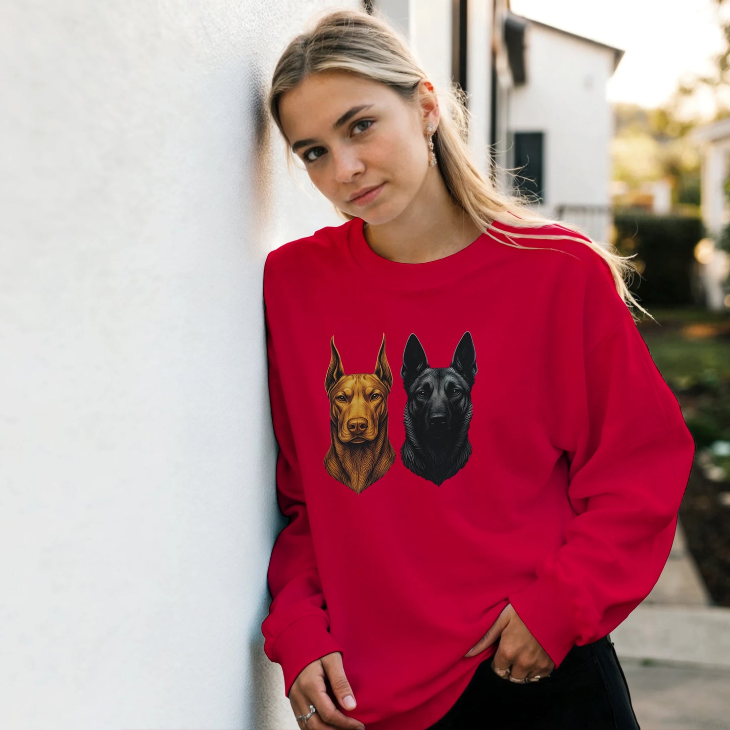 Sweat-shirt adulte unisexe classique ras du cou rouge tête Dobermann+Malinois