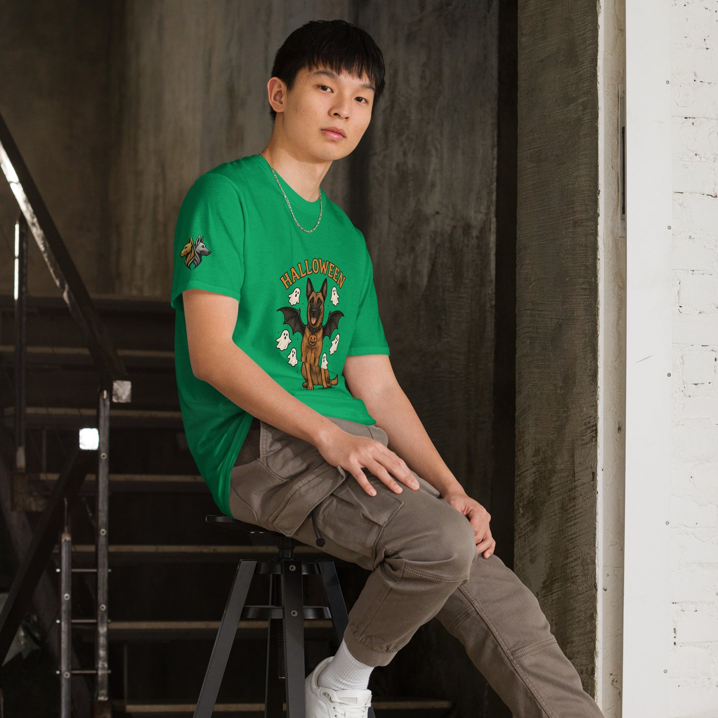 T-shirt Unisexe adulte vert Malinois Halloween