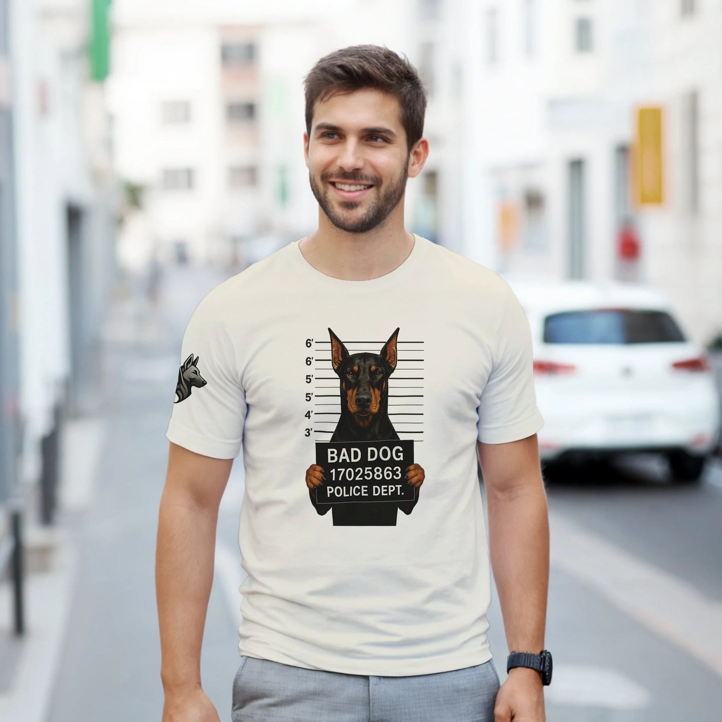 T-shirt adulte unisexe épais beige ras du cou Bad dog Dobermann 