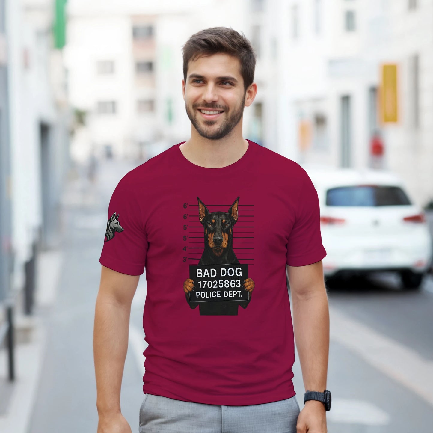 T-shirt adulte unisexe épais rouge ras du cou Bad dog Dobermann 