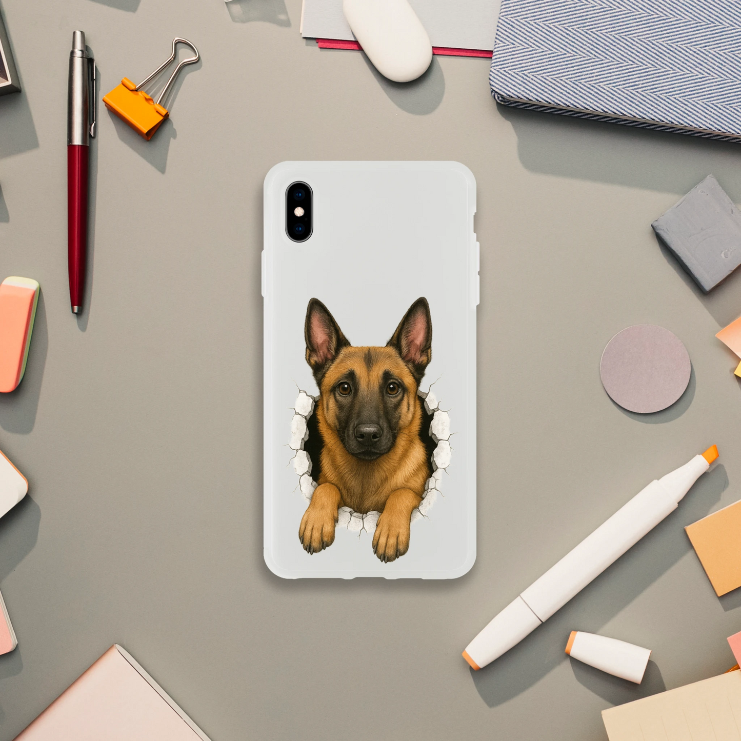 Coque pour Iphone Malinois trou mur2