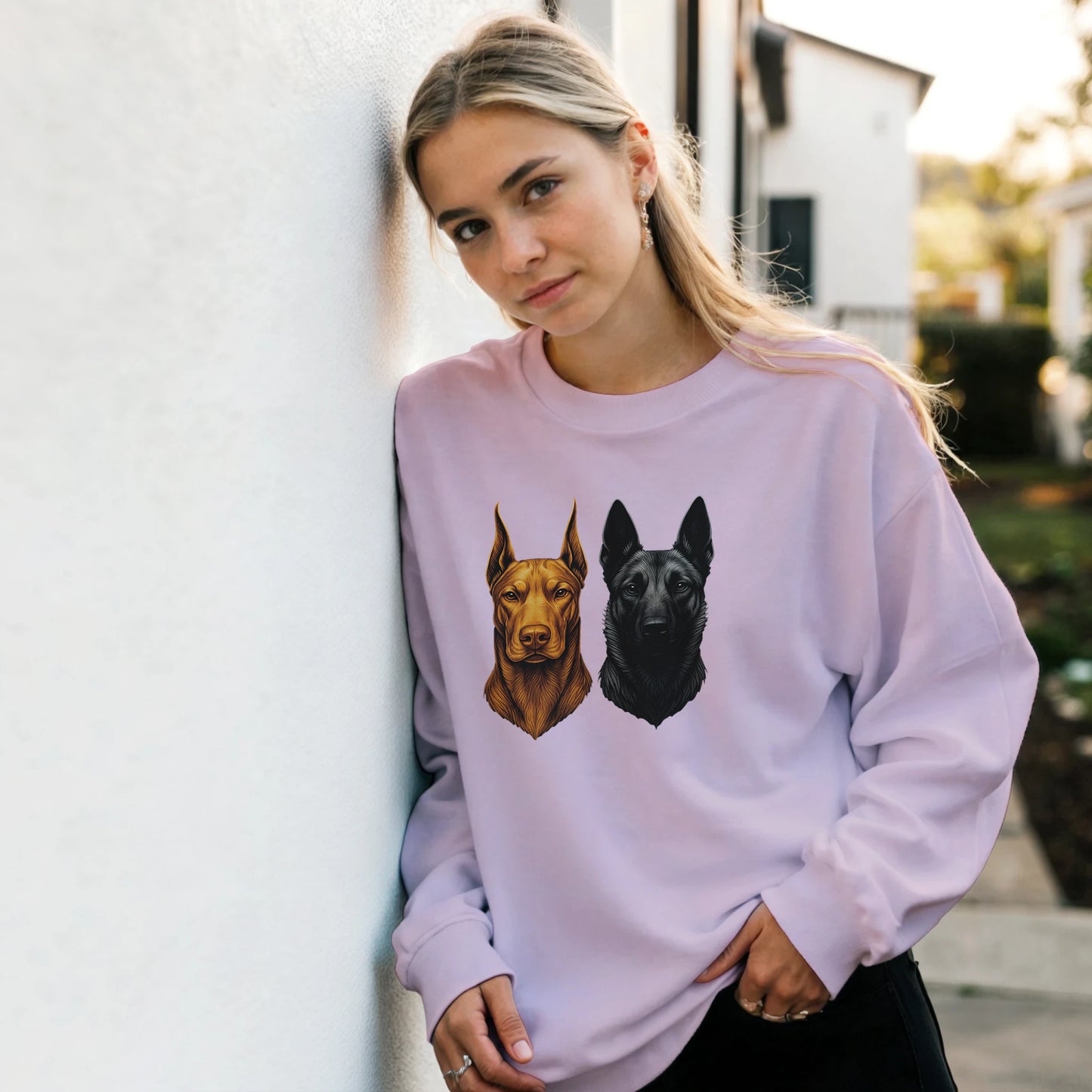 Sweat-shirt adulte unisexe classique ras du cou rose tête Dobermann+Malinois
