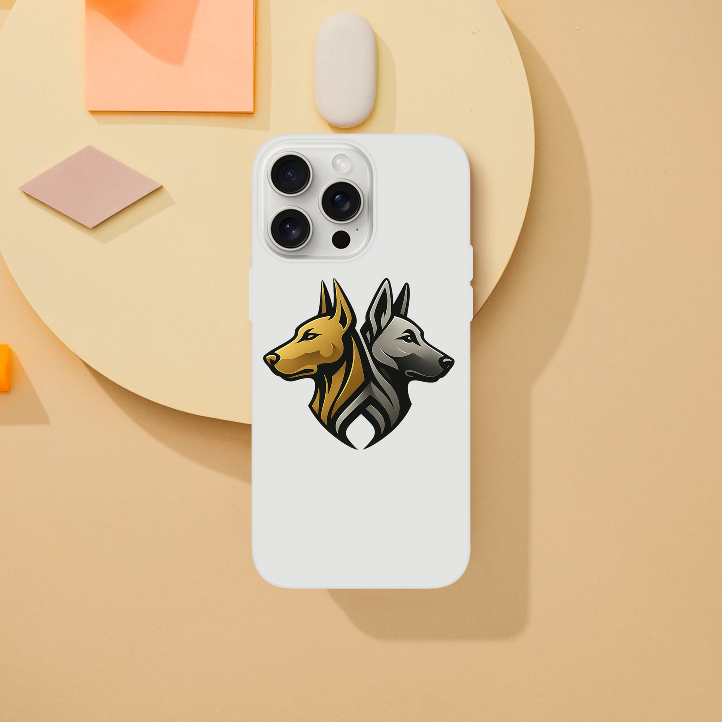 Coque transparente pour Iphone avec logo de la marque MolossDesign