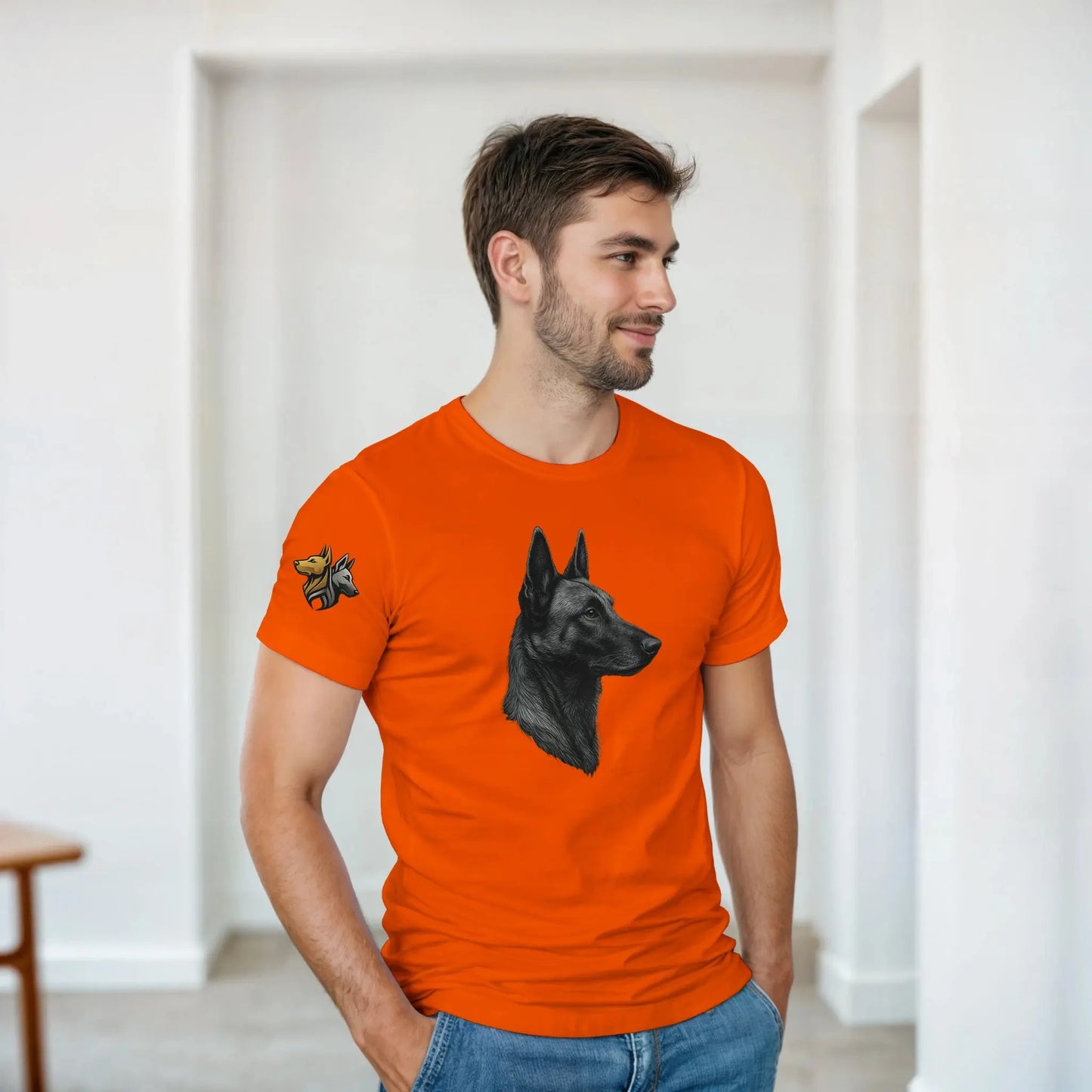 T-shirt adulte unisexe épais ras du cou orange tête profil Malinois argentée