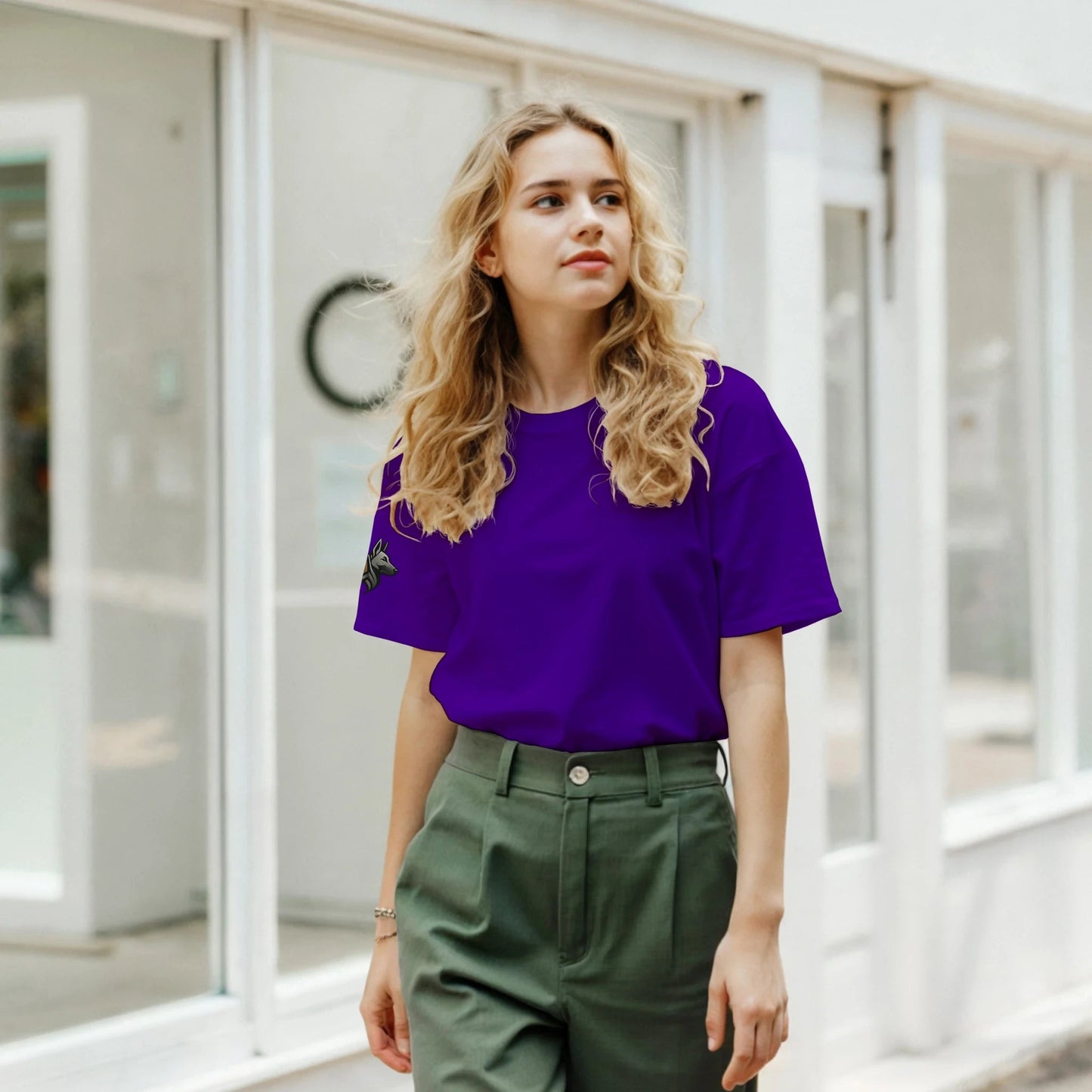 T-shirt adulte unisexe classique ras du cou avec logo sur manche droite MolossDesign