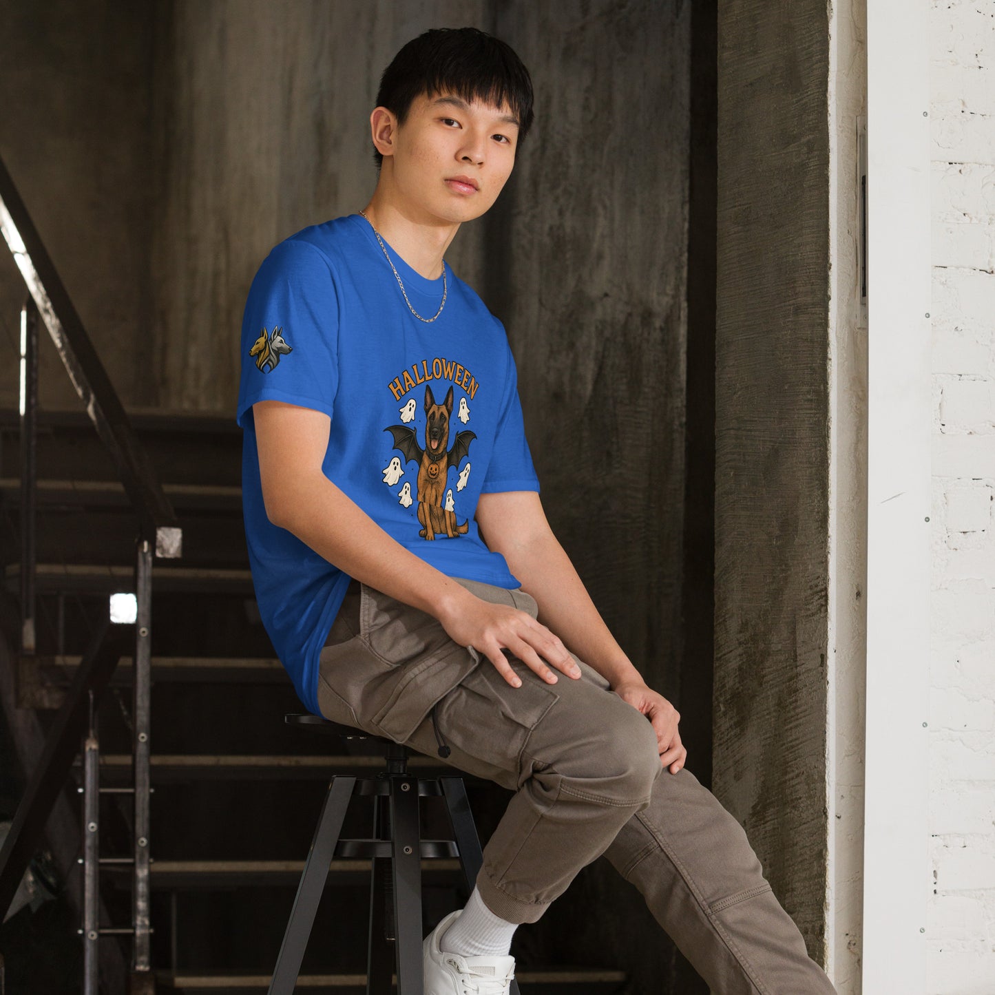 T-shirt Unisexe adulte bleu Malinois Halloween